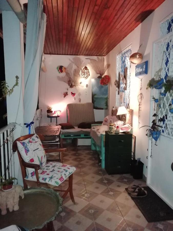 Chambre D'Hote La Calebasse サンタンヌ エクステリア 写真
